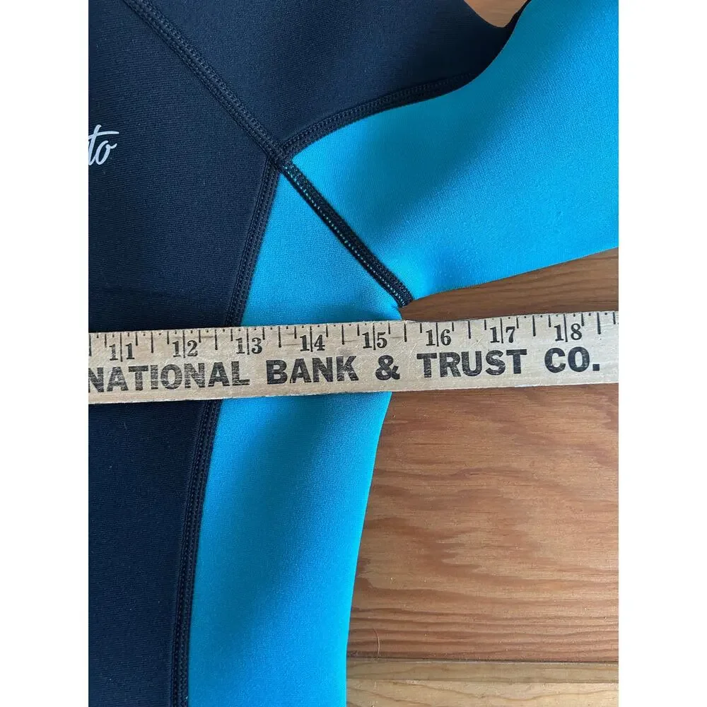 Hevto Vigor I Boys Size 16 wetsuit Neoprene/Nylon blend in new without tags